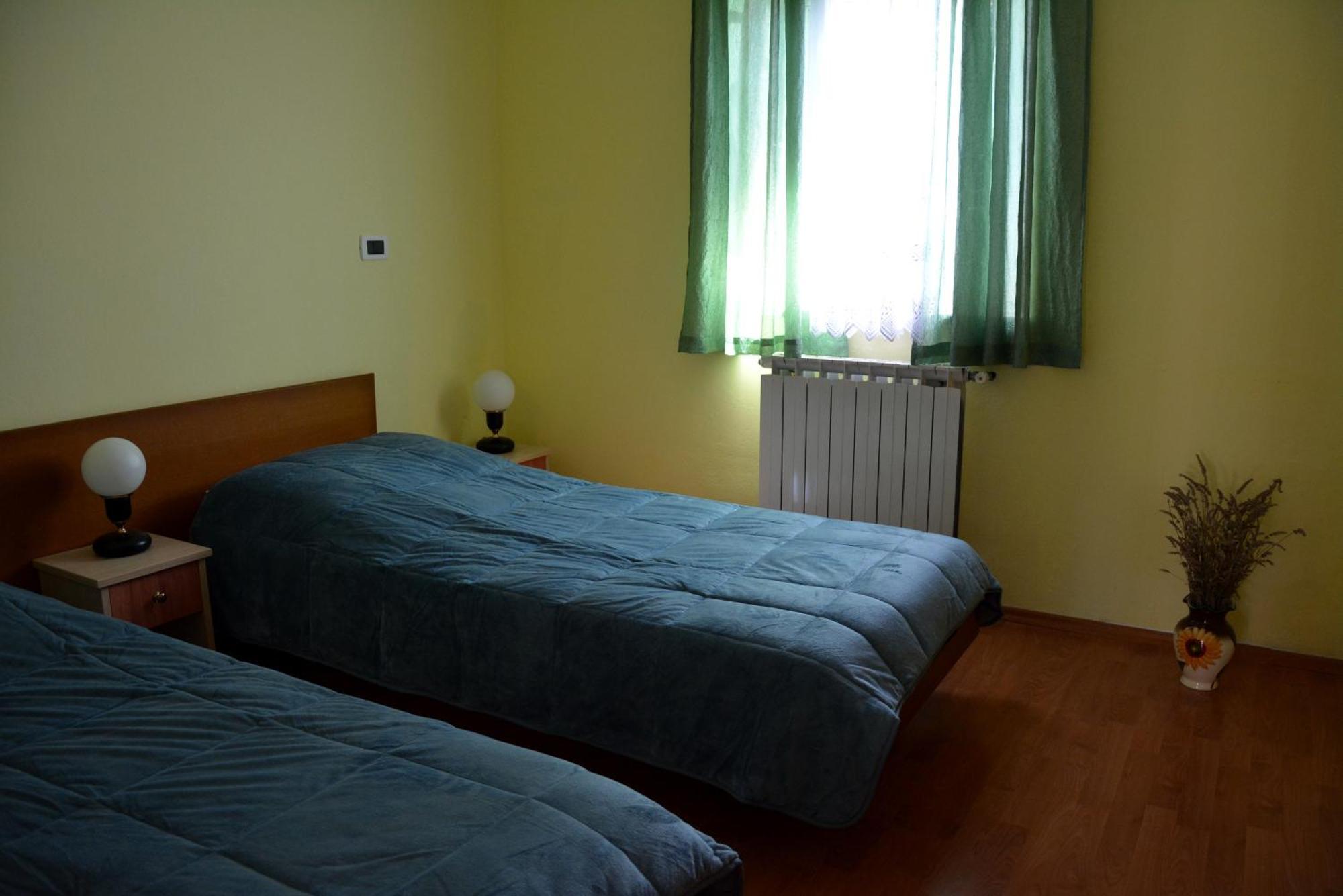 Apartments Mira Tar-Vabriga Esterno foto